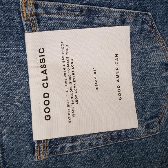 Good American Good Classic Raw Hem High Rise Jeans Blue940 - Picture 4 of 5